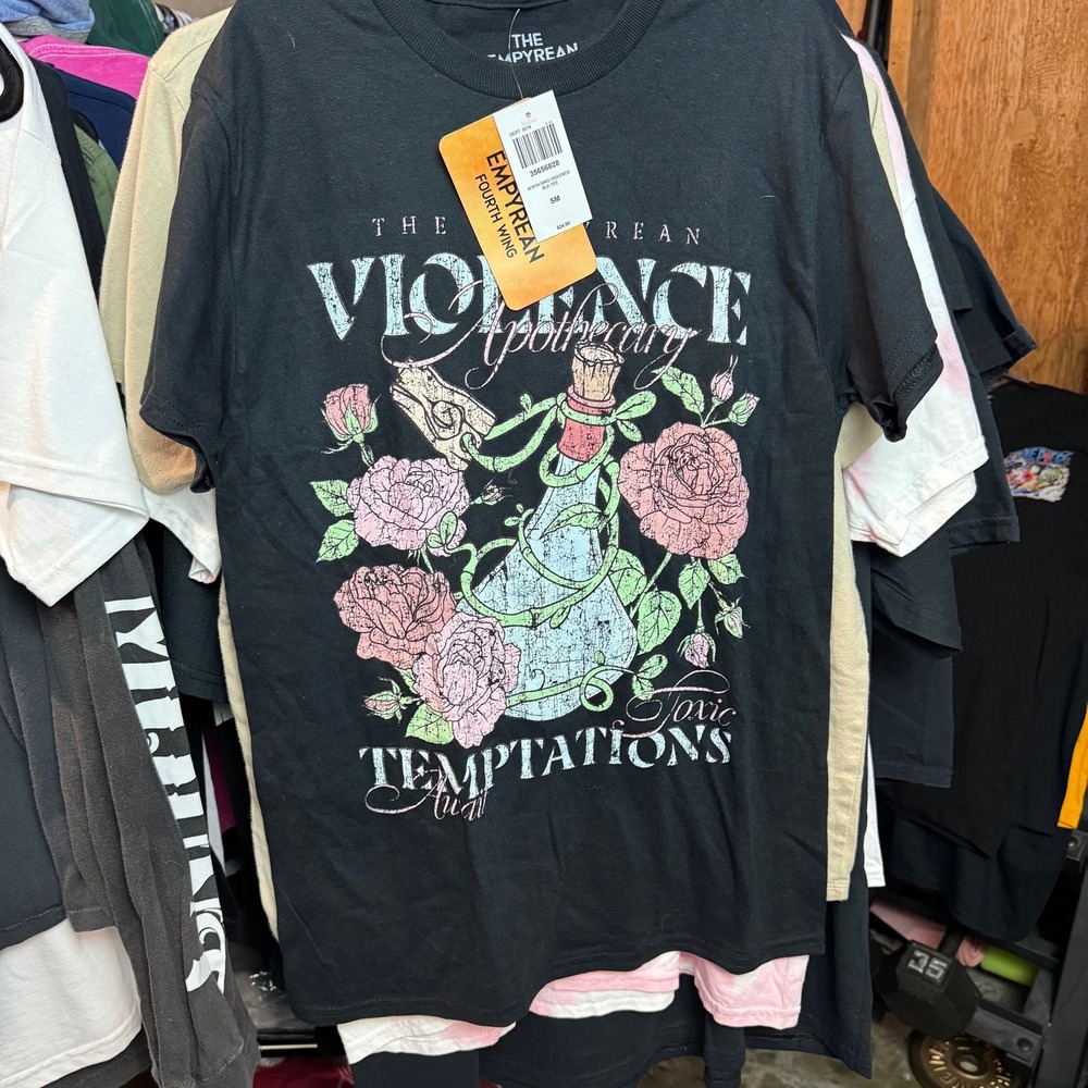 Fourth Wing - Violence NWT! Size Small